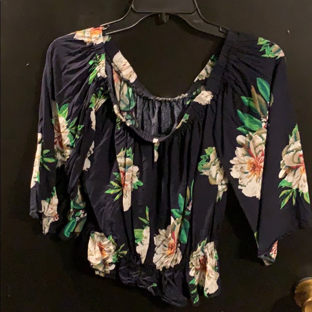 Crop top